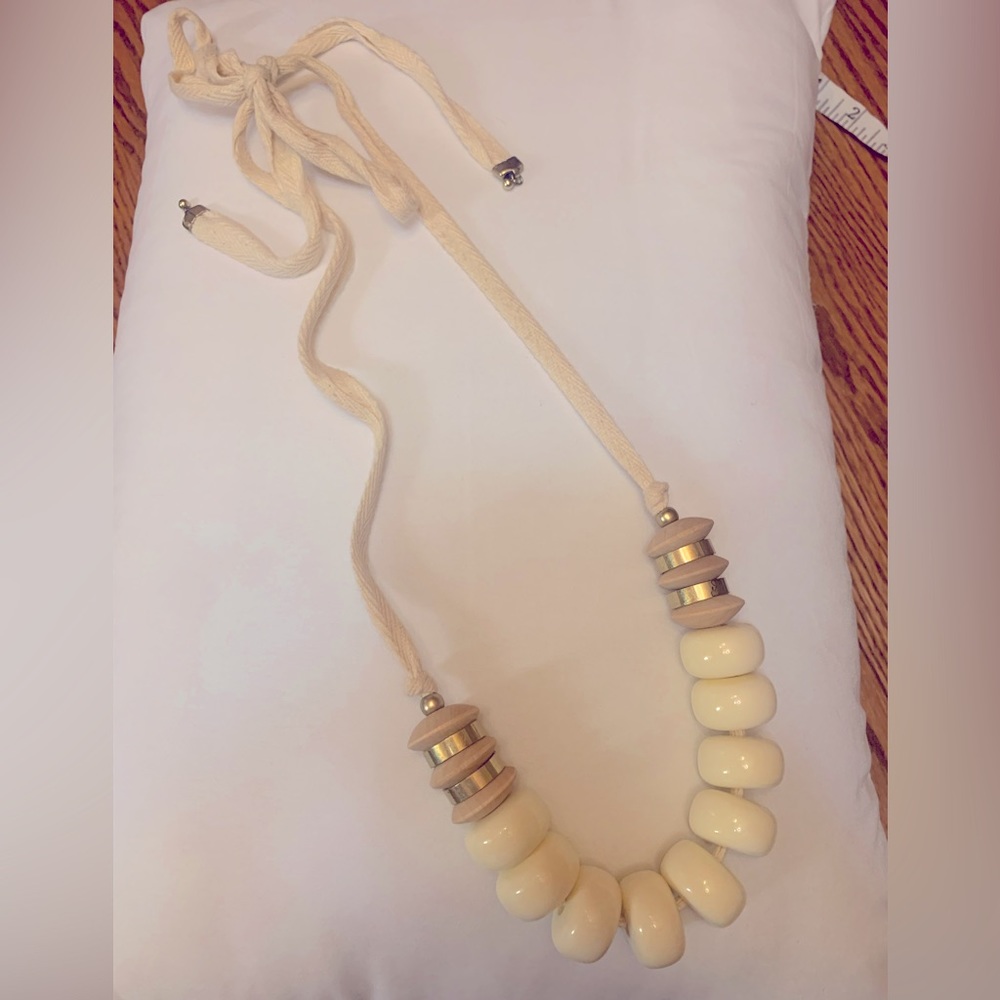 Cream Beaded Necklace